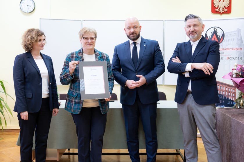 Wręczenie dyplomów dyrektorom placówek oświatowych, 10.01.2024